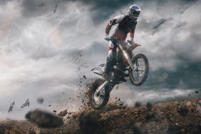 世界高尔夫长青赛：名宿选手发挥稳定获好评，青少年高尔夫冠军